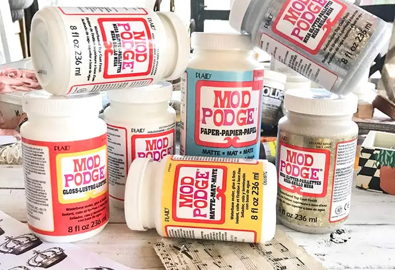 Decoupagelim forklaret! Hvilken type er bedst til dit krea? mod podge medier scrapbooking decoupage 1